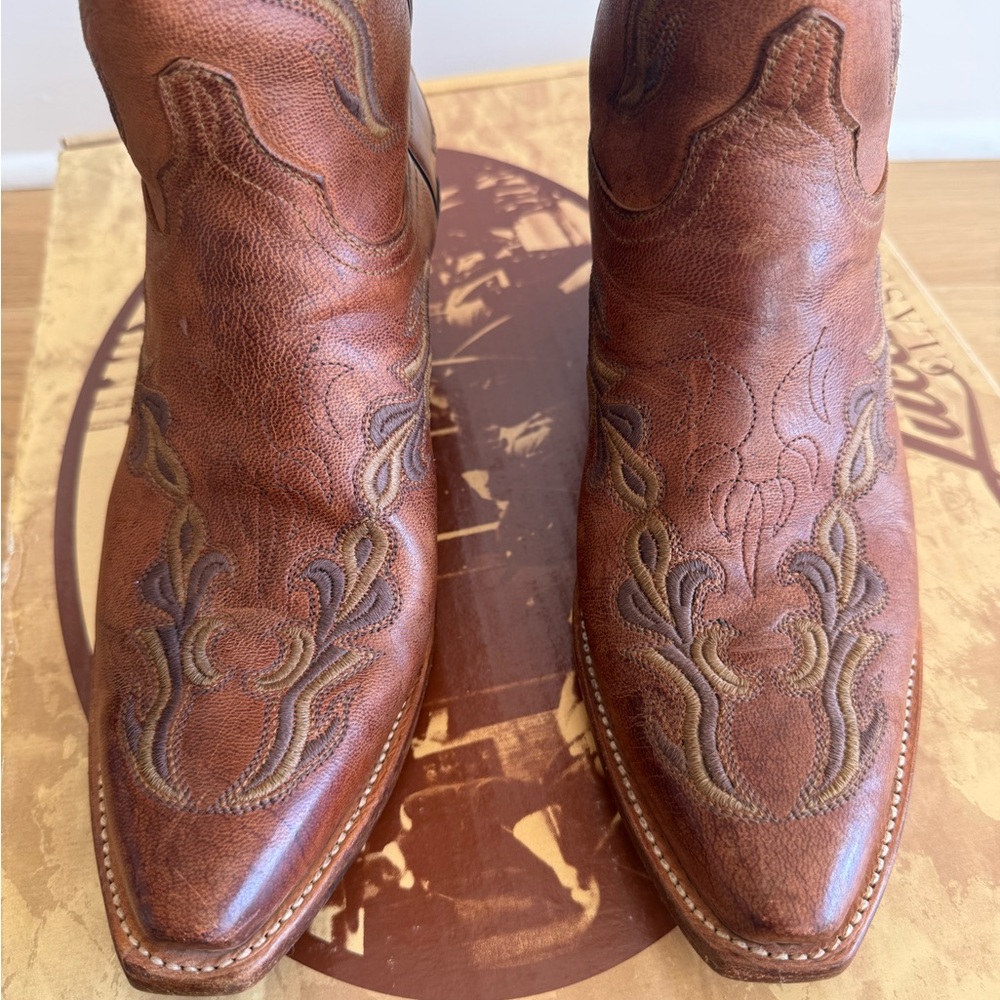 Lucchese Classic Brown Leather Western Boots – Women’s Size 8